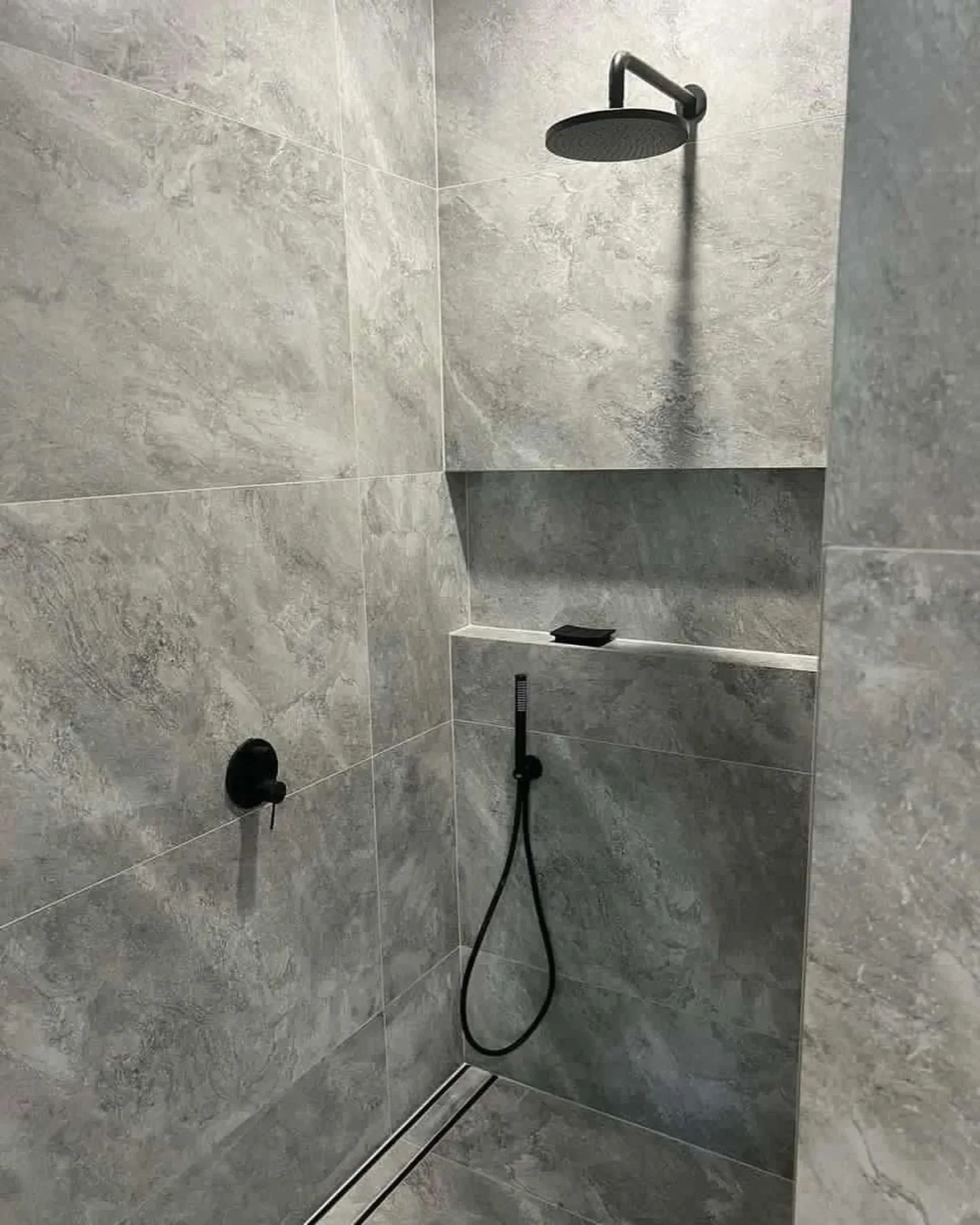 FE7218F0-0F10-4FCE-8E59-71C6AF5EEAA2-1